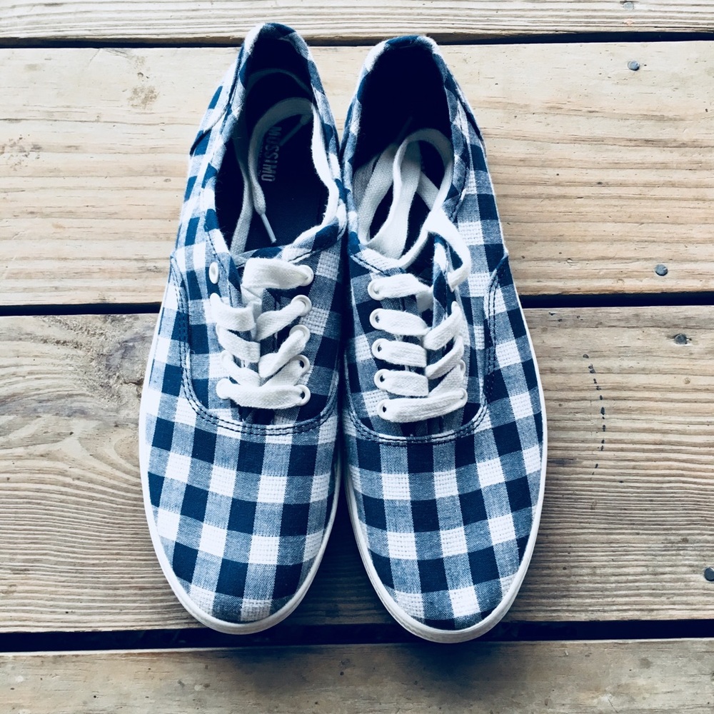 New plaid Mossimo’s